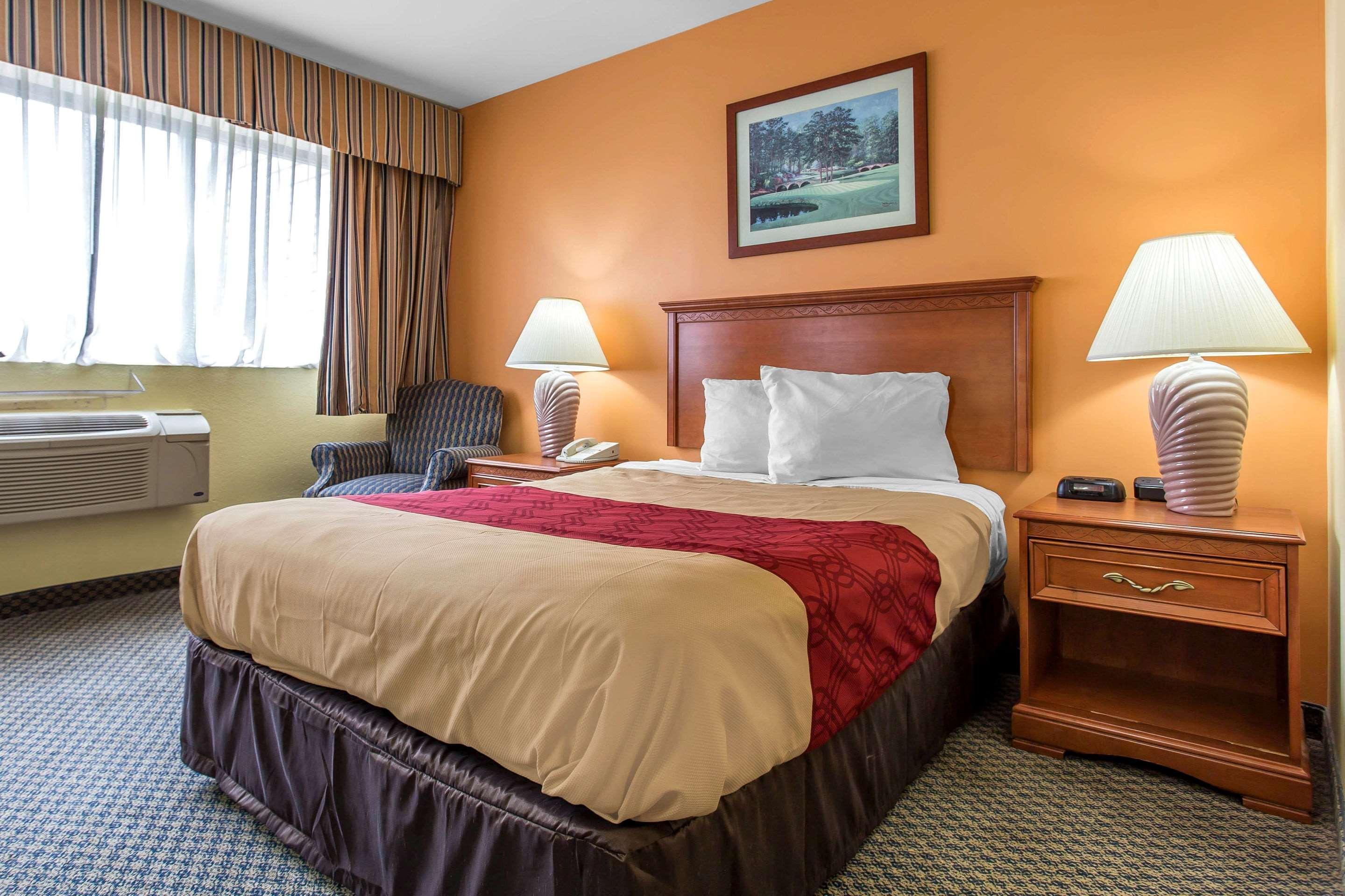 Econo Lodge & Suites Southern Pines Εξωτερικό φωτογραφία