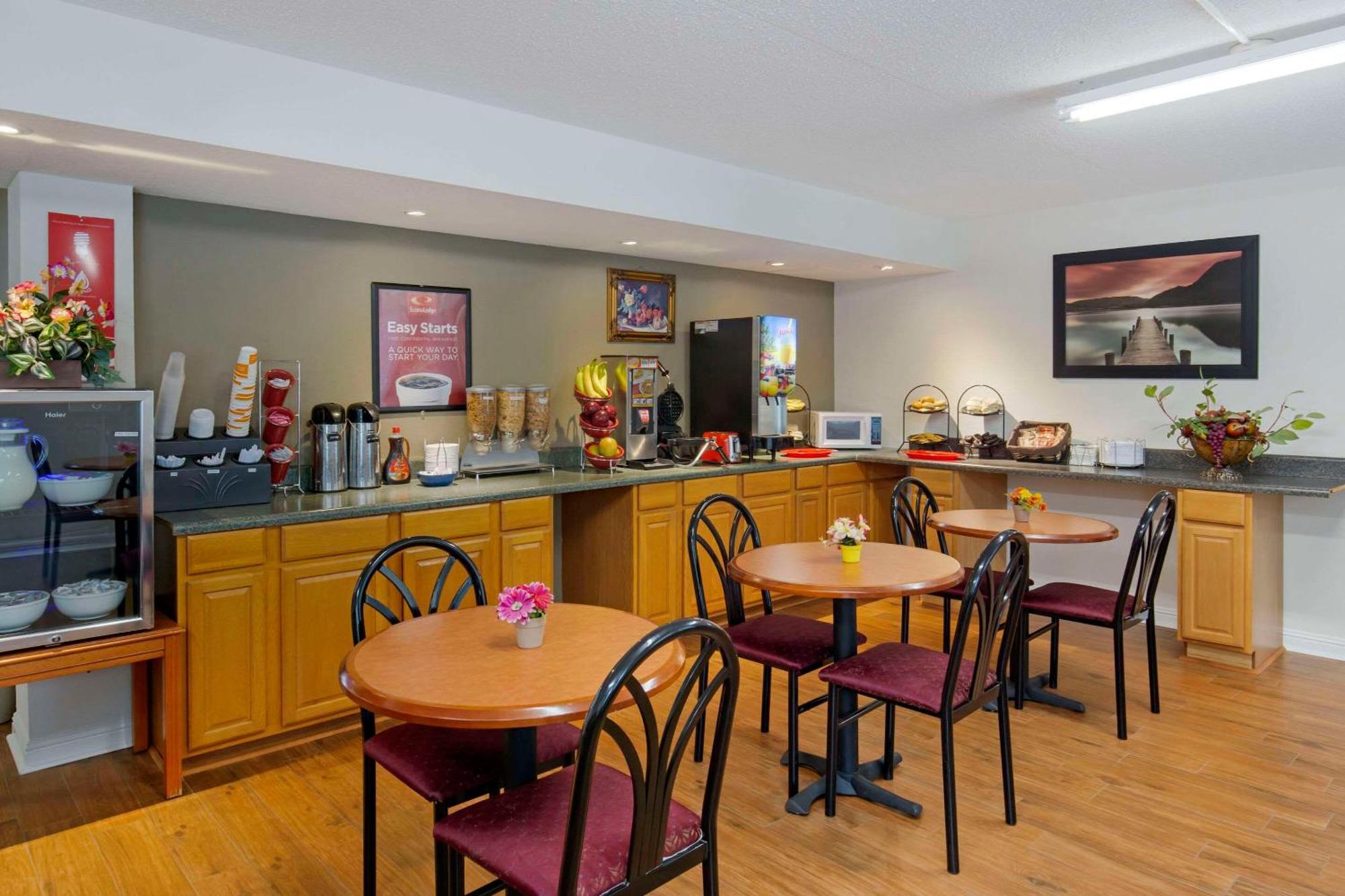 Econo Lodge & Suites Southern Pines Εξωτερικό φωτογραφία