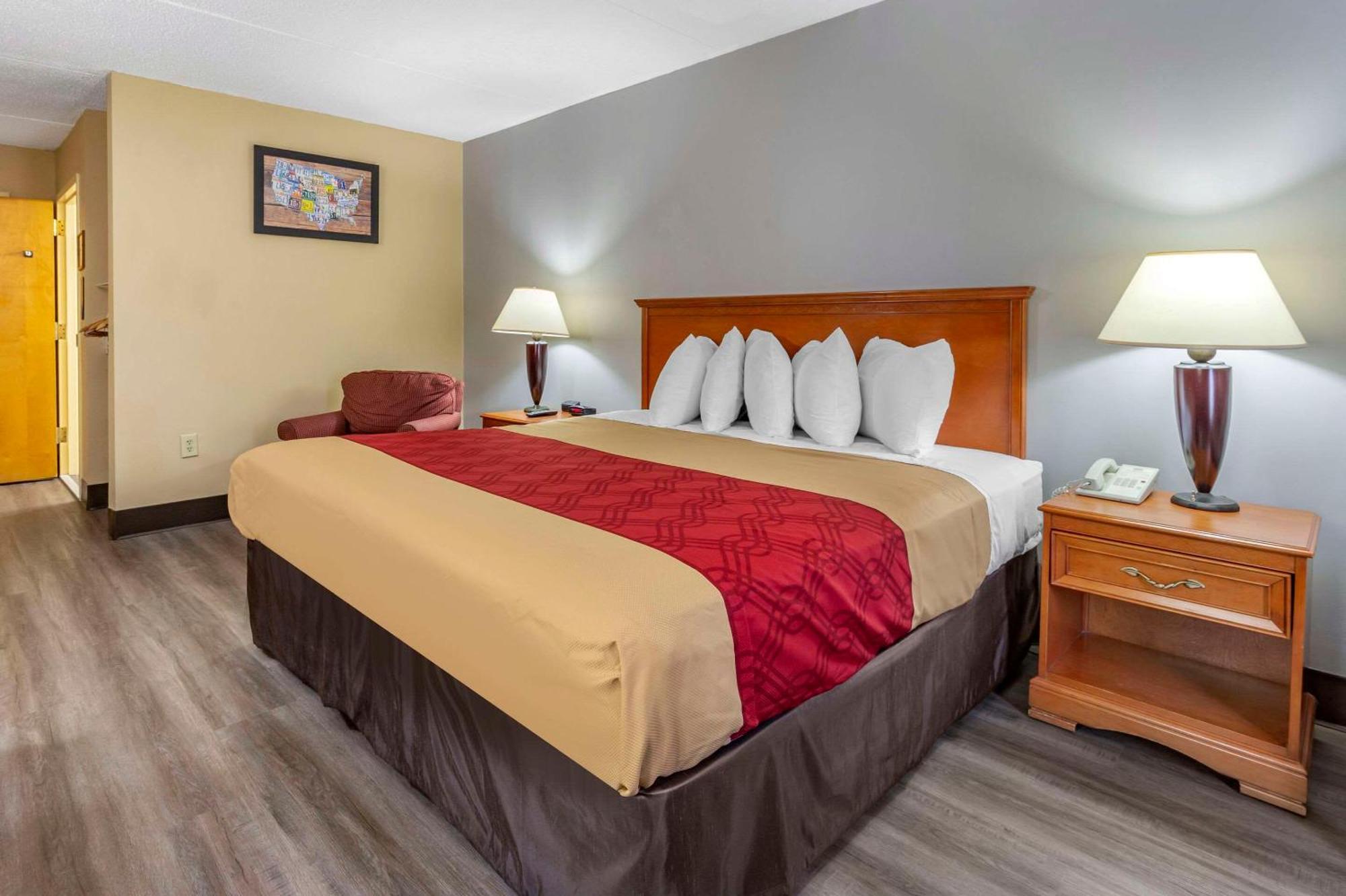Econo Lodge & Suites Southern Pines Εξωτερικό φωτογραφία
